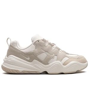 Nike Tech Hera Women Sneakers